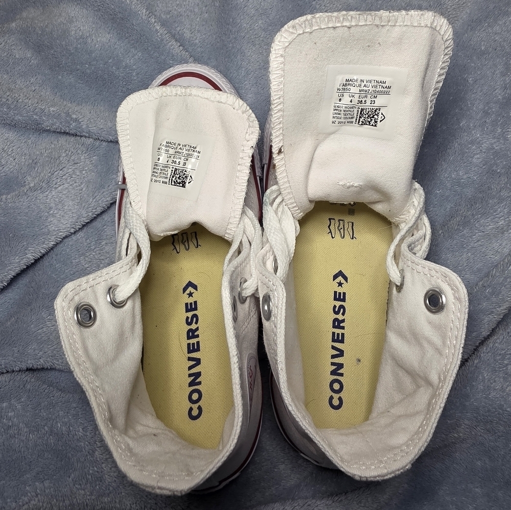 Chuck Taylor All Star Canvas Size 6 - Picture 9 of 13